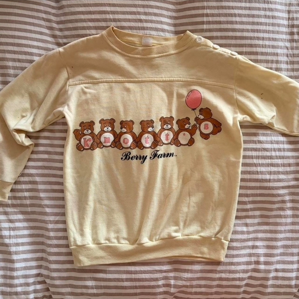 Vintage Knott’s Berry Farm Teddy Bear Sweatshirt Kids M 10–12 Pastel Yellow 90s